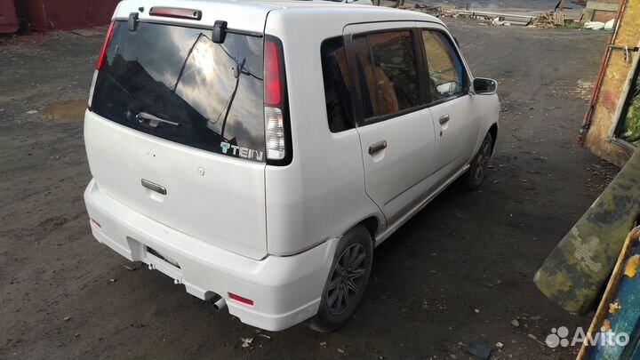 Nissan Cube 1.3 CVT, 2000, битый, 200 000 км