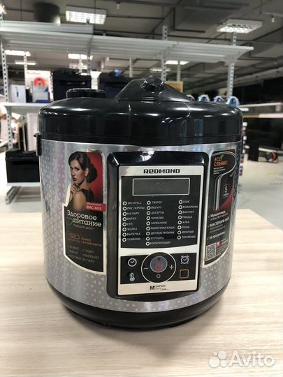 Мультиварка Redmond RMC-M25