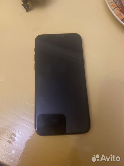 iPhone 11 Pro, 64 ГБ