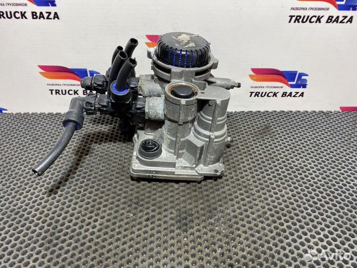 Кран управления тормозами прицепа