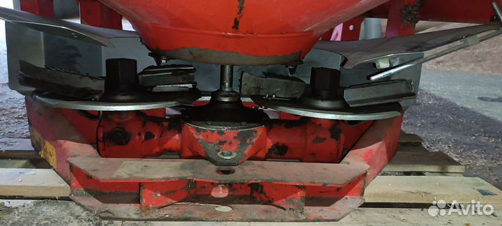 Разбрасыватель удобрений Kuhn MDS 935, 2005