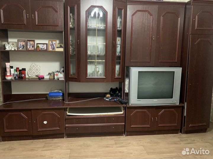 Стенка в гостиную