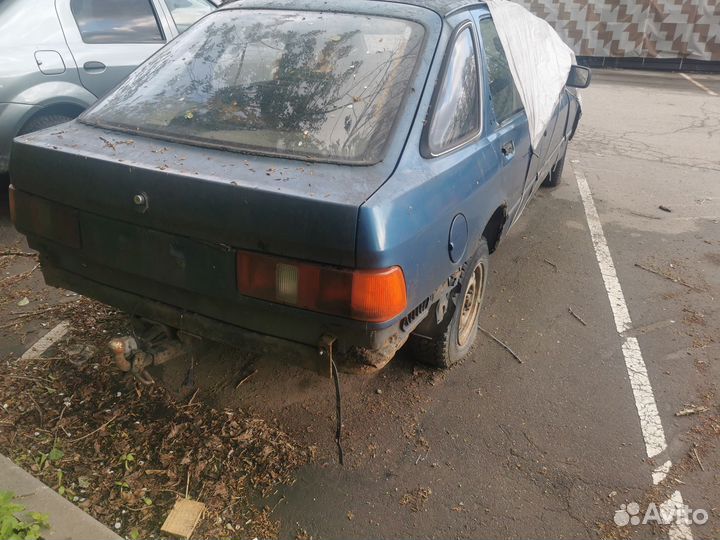 Ford Sierra 1.6 МТ, 1983, битый, 150 000 км