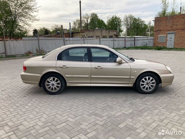 Hyundai Sonata 2.0 МТ, 2005, 130 500 км