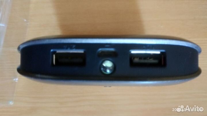 Gerffins universal external battery g104 10400 mAh