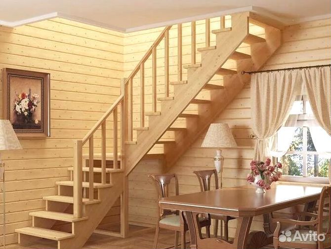 Лестница на второй этаж