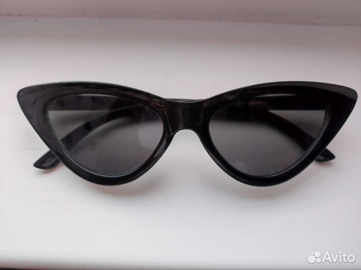 Солнцезащитные очки