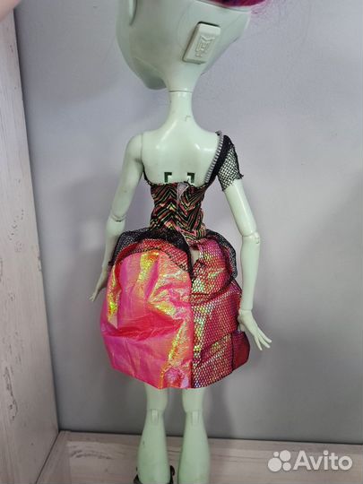 Кукла монстер хай