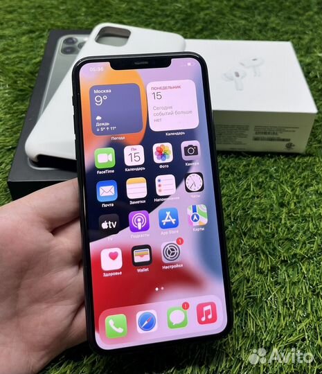 iPhone 11 Pro Max, 64 ГБ