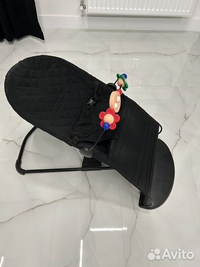 Шезлонг для новорожденных