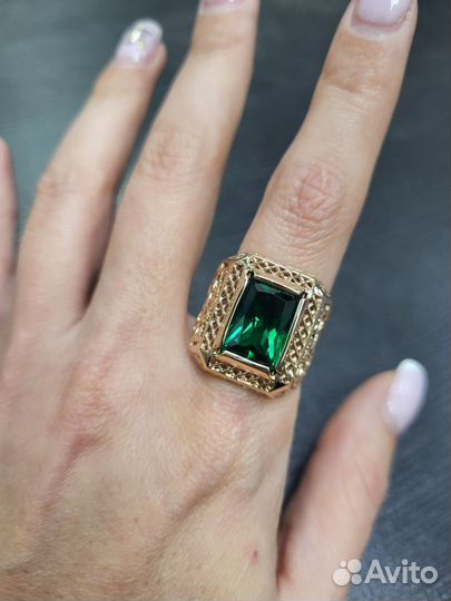 Мужской золотой перстень