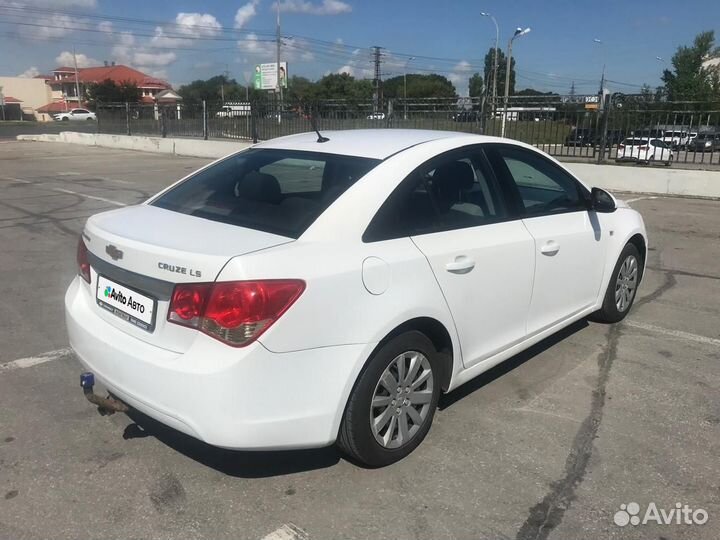 Chevrolet Cruze 1.6 МТ, 2011, 242 000 км