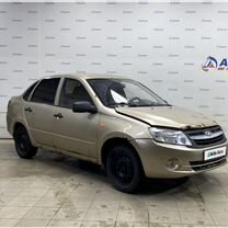 ВАЗ (LADA) Granta 1.6 MT, 2013, 167 000 км, с пробегом, цена 330 000 руб.