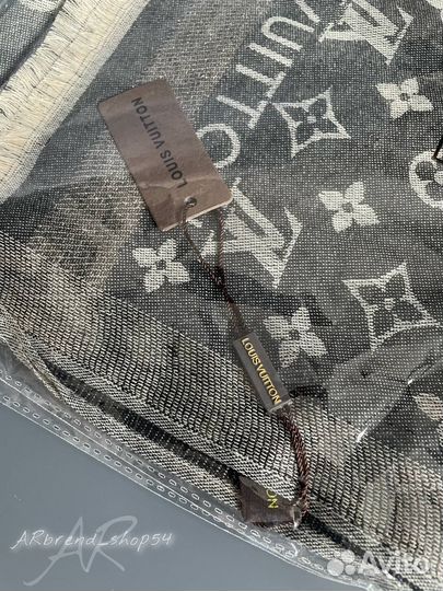 Палантин новый Christian Dior