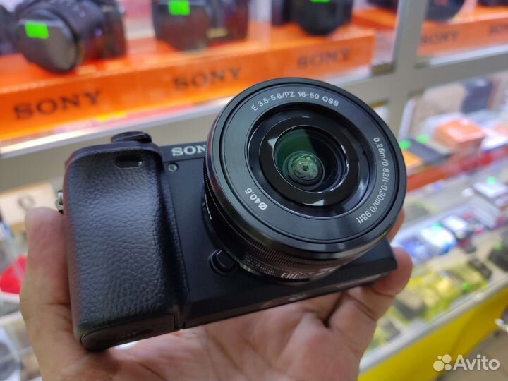 Sony A6400 kit 16-50mm пробег 3.078 кадров Рст