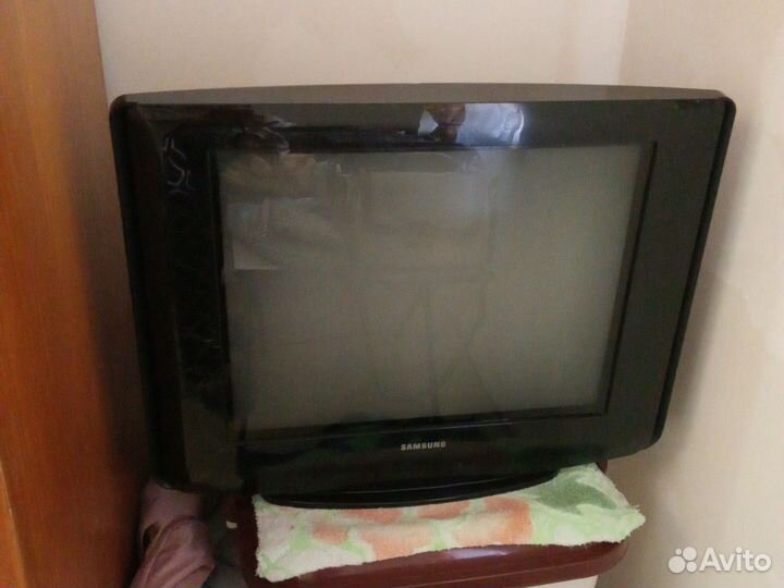 Телевизор samsung