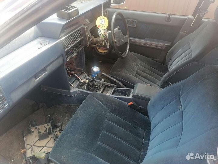 Nissan Skyline 1.8 МТ, 1989, 200 000 км