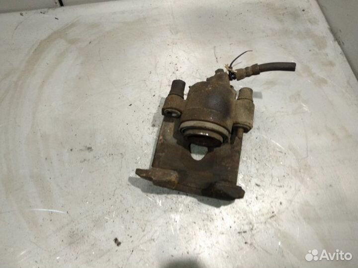 Суппорт передний правый Skoda Rapid NH 2012-2017