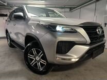 Toyota Fortuner 2.7 AT, 2022, 100 км, с пробегом, цена 4 600 000 руб.