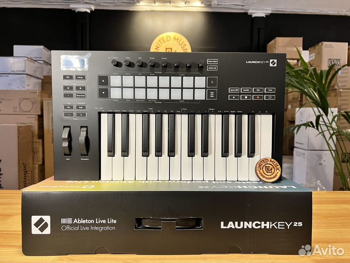Novation Launchkey 25 MK3