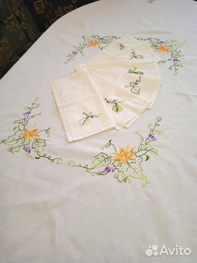 Скатерть нарядная