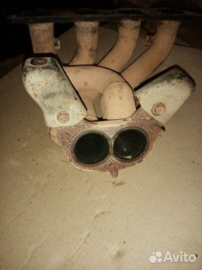 Коллектор выпускной Mitsubishi Galant