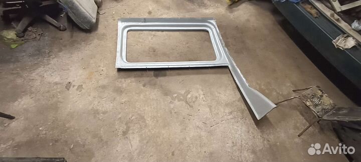 Обшивка салона левая vw transporter t5
