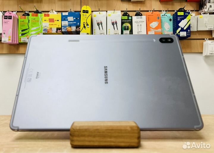 Б/У планшет Samsung Tab S6 LTE 6/128 + стилус