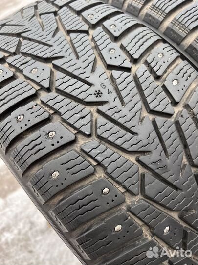 Nokian Tyres Hakkapeliitta 7 215/65 R16 102T