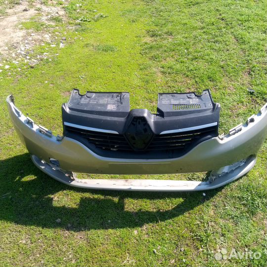 Капот renault logan 2 бежевый и бампер с решеткой