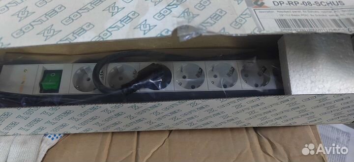 Блок розеток Conteg DP-RP-08-schus