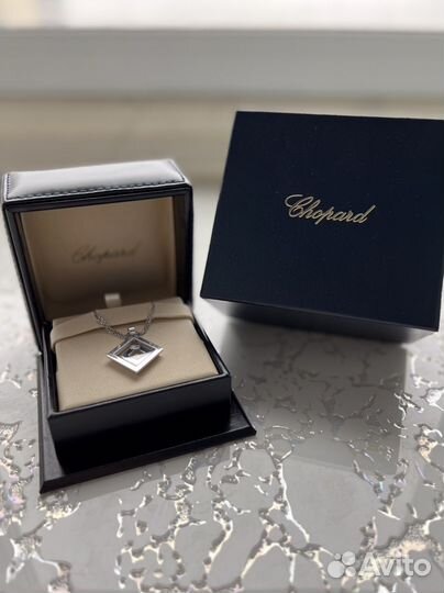 Золотая подвеска chopard