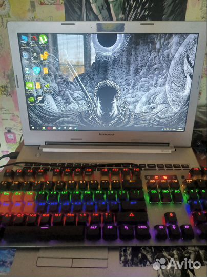 Ноутбук lenovo