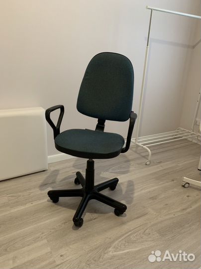 Компьютерное кресло