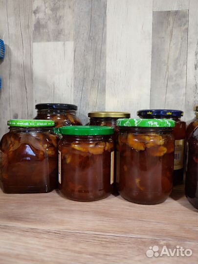 Варенье из слив и абрикосов с грецким орехом