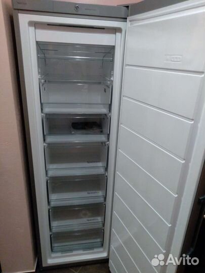 Морозильный шкаф Gorenje fn6191cx Серебристый