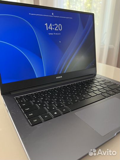 Honor magicbook X14