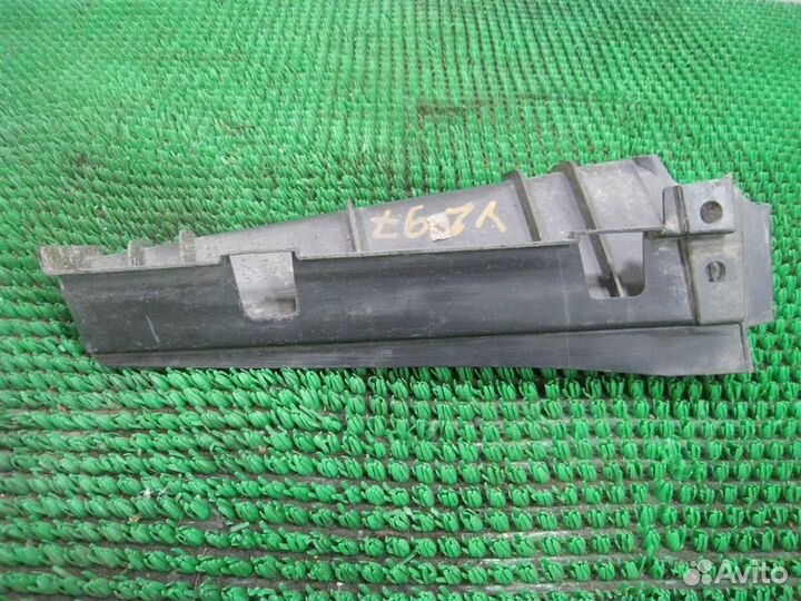 Пыльник бампера заднего Subaru Legacy/ Outback BM