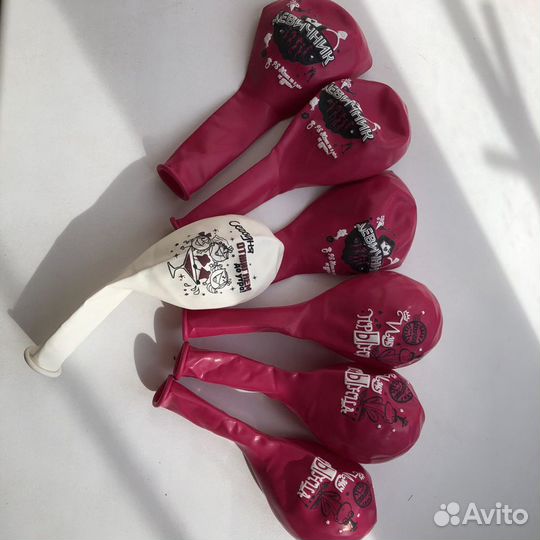 Шары и фотобутафория для девичника