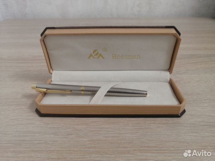 Перьевая ручка bossman