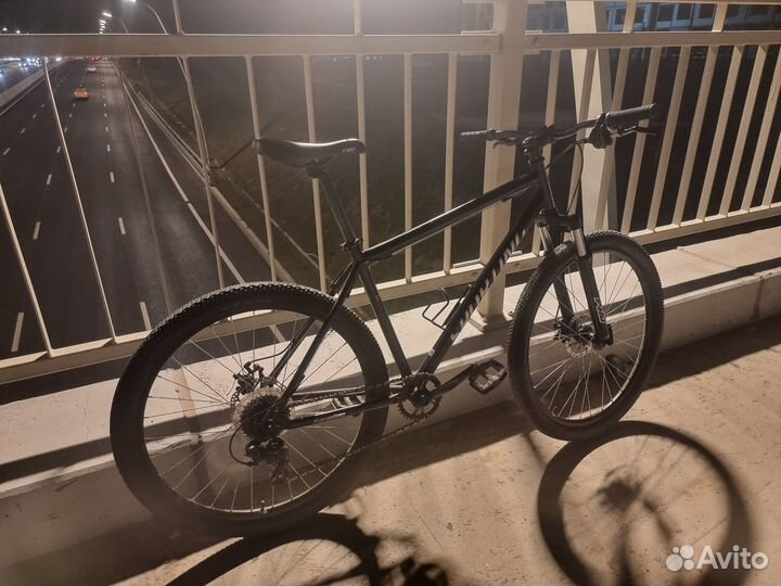 Велосипед горный Forward Sporting 27.5 Disc 2.0