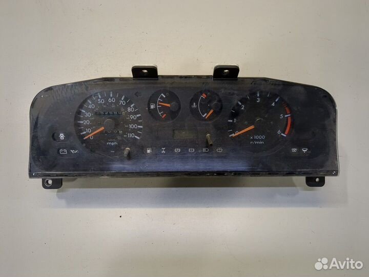 Щиток приборов Ford Maverick, 1995