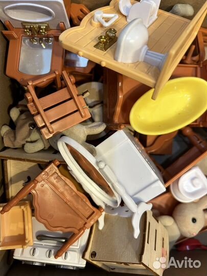 Дом мебель и зверюшки Фэмилиз