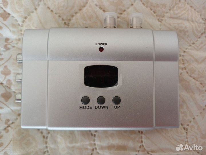 Стерео RF модулятор 2049F