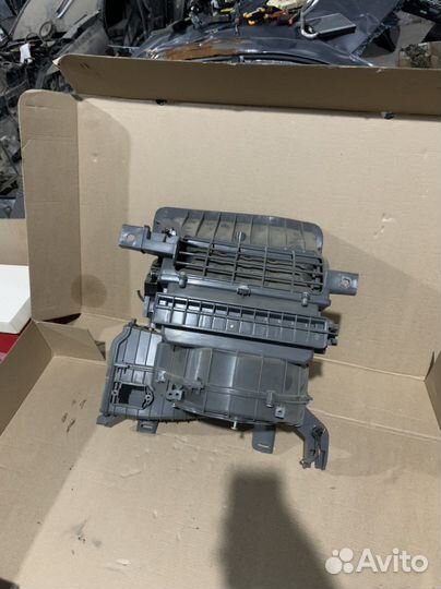 Корпус моторчика печки Hyundai 40