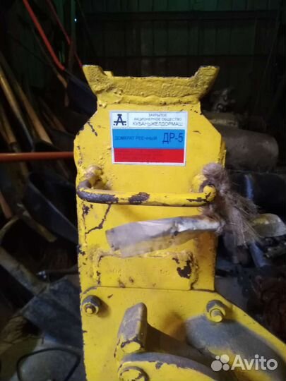 Домкрат реечный др-5