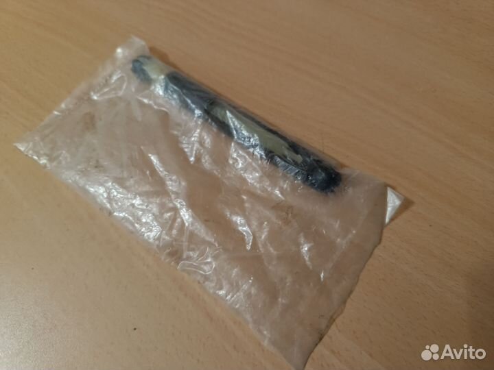 Тяга замка капота Ford 1355231 для Форд фокус 2