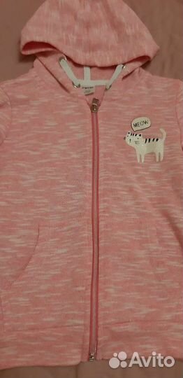 Очаровательный комплект теплых фирменных вещичек