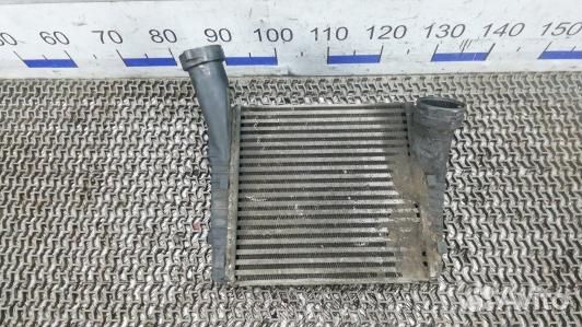 Радиатор интеркуллера audi Q7 (LAD05KC01)
