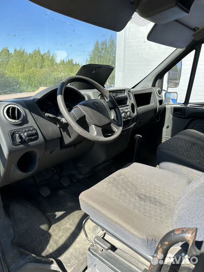 Автогидроподъемник газон Next псс-131.18Э